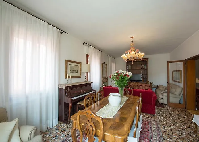 Savoia & Jolanda 2 Венеция