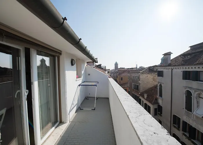 Savoia & Jolanda 2 *