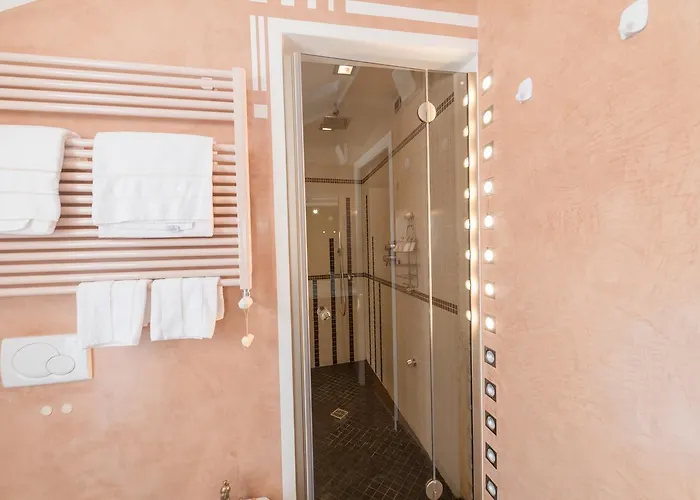 Savoia & Jolanda 2 Venecia